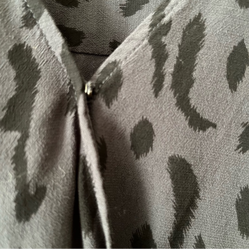 Revolve Rails Hillary Ash Cheetah Wrap Surplice L… - image 6